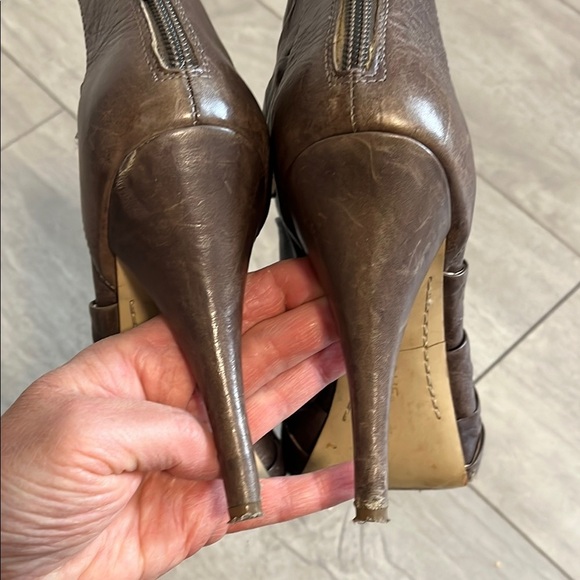 Brown Leather Peep-Toe Strap Ankle Heels, Size 8 - Picture 9 of 12